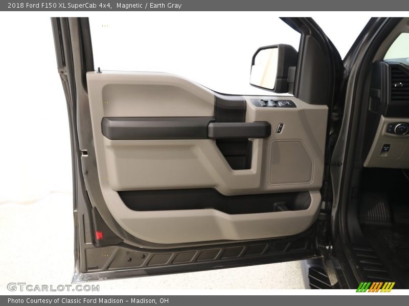 Magnetic / Earth Gray 2018 Ford F150 XL SuperCab 4x4