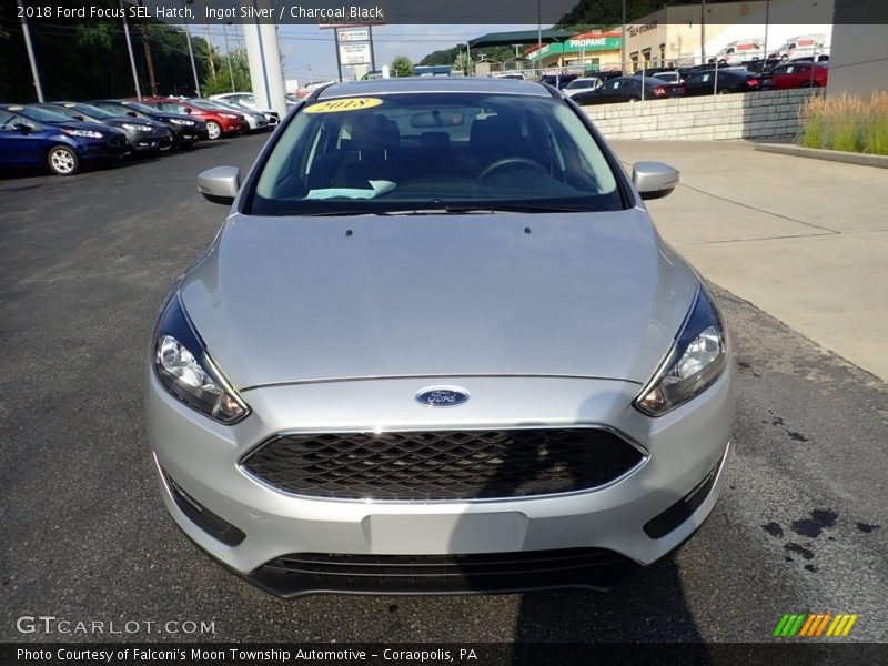 Ingot Silver / Charcoal Black 2018 Ford Focus SEL Hatch