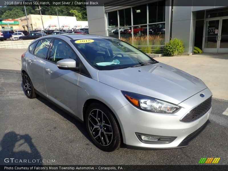 Ingot Silver / Charcoal Black 2018 Ford Focus SEL Hatch