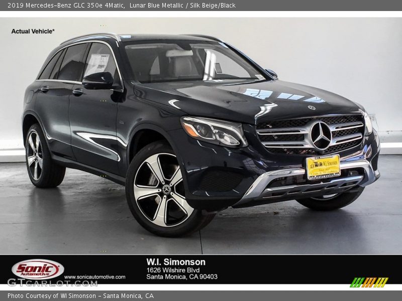 Lunar Blue Metallic / Silk Beige/Black 2019 Mercedes-Benz GLC 350e 4Matic