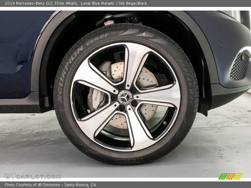 Lunar Blue Metallic / Silk Beige/Black 2019 Mercedes-Benz GLC 350e 4Matic