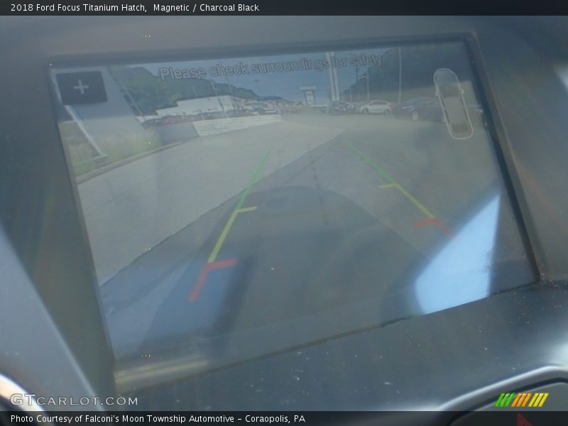 Magnetic / Charcoal Black 2018 Ford Focus Titanium Hatch