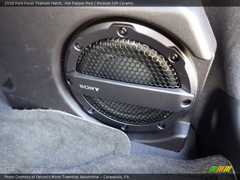 Hot Pepper Red / Medium Soft Ceramic 2018 Ford Focus Titanium Hatch