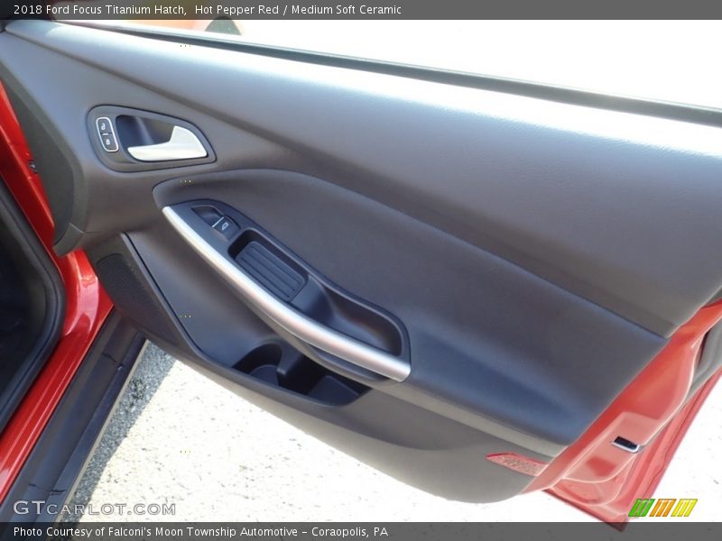 Hot Pepper Red / Medium Soft Ceramic 2018 Ford Focus Titanium Hatch