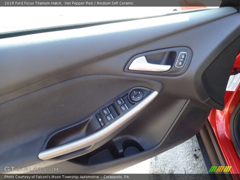 Hot Pepper Red / Medium Soft Ceramic 2018 Ford Focus Titanium Hatch