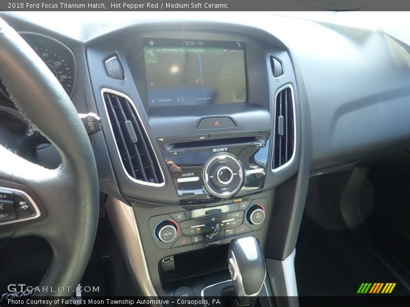 Hot Pepper Red / Medium Soft Ceramic 2018 Ford Focus Titanium Hatch