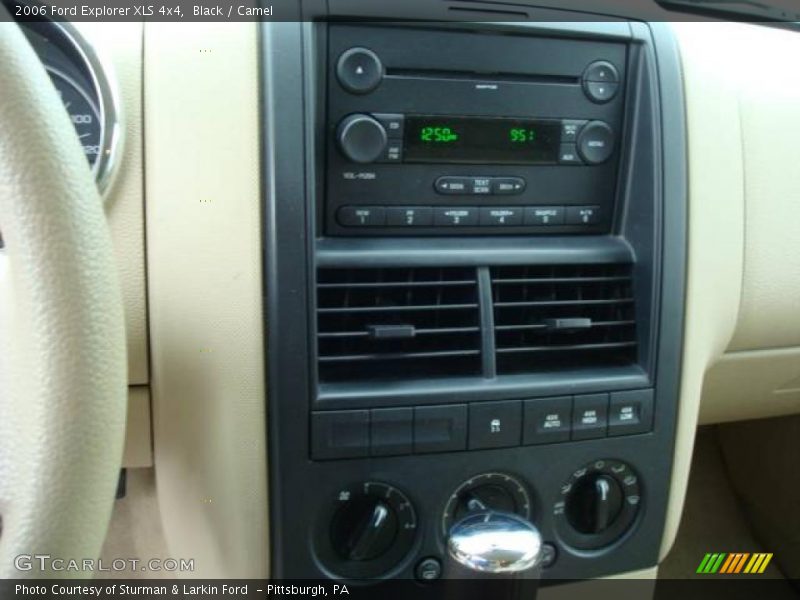 Black / Camel 2006 Ford Explorer XLS 4x4