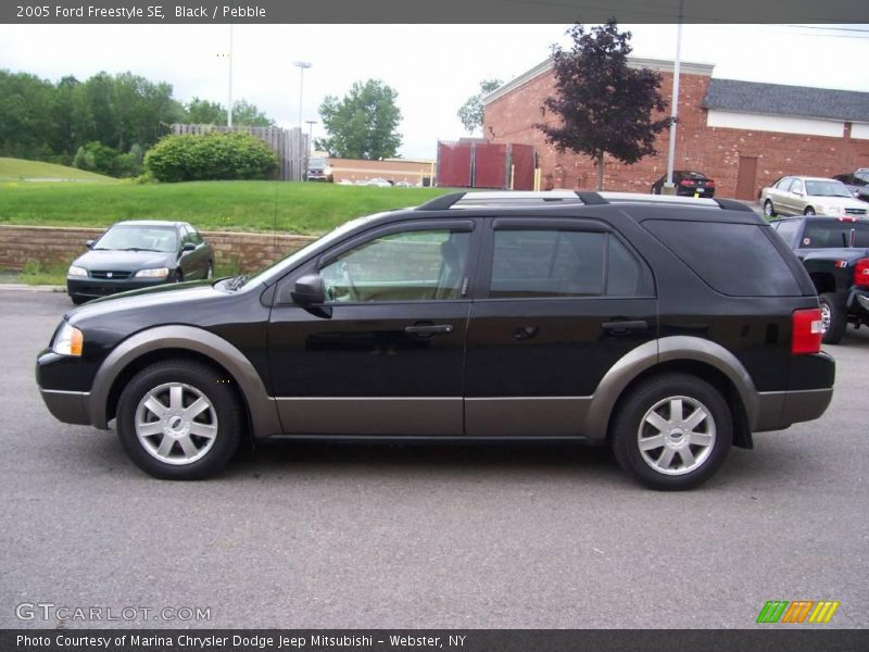 Black / Pebble 2005 Ford Freestyle SE