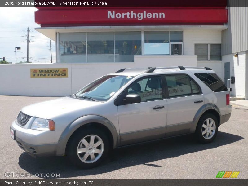 Silver Frost Metallic / Shale 2005 Ford Freestyle SE AWD