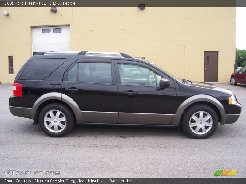 Black / Pebble 2005 Ford Freestyle SE