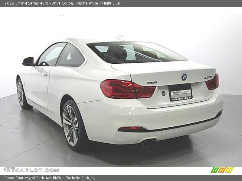 Alpine White / Night Blue 2019 BMW 4 Series 430i xDrive Coupe