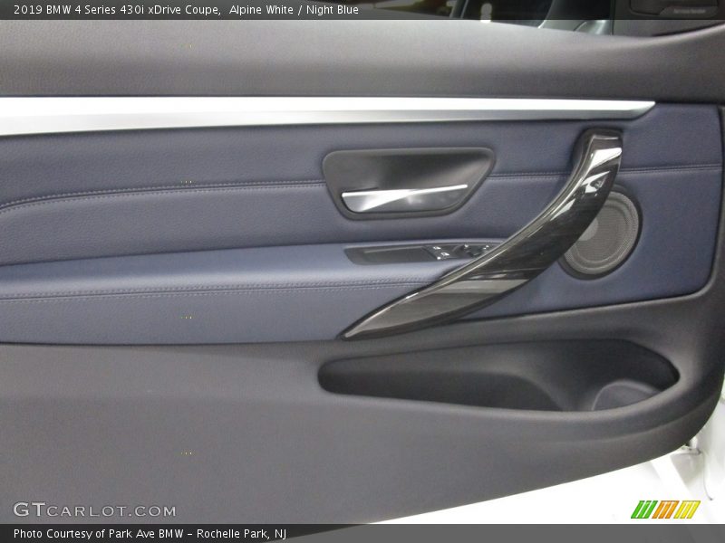 Alpine White / Night Blue 2019 BMW 4 Series 430i xDrive Coupe