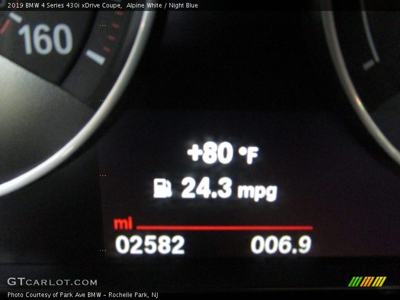 Alpine White / Night Blue 2019 BMW 4 Series 430i xDrive Coupe