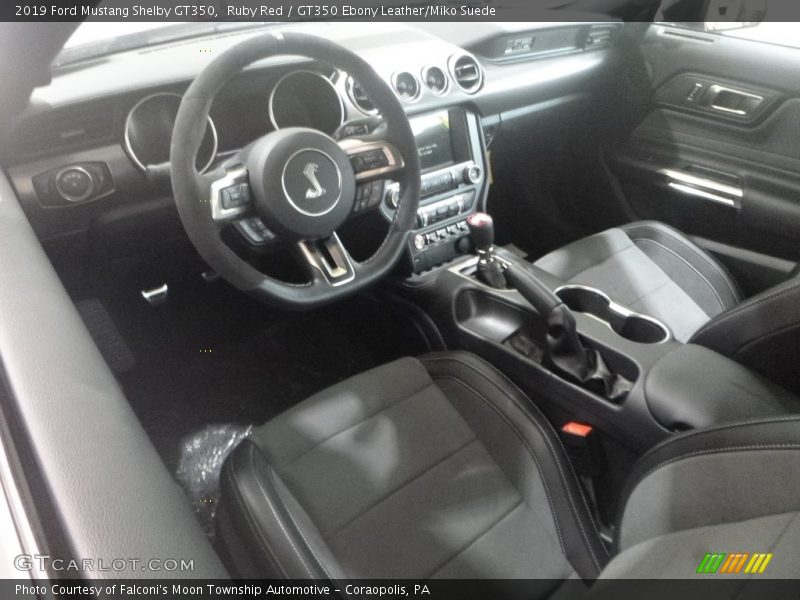 Front Seat of 2019 Mustang Shelby GT350
