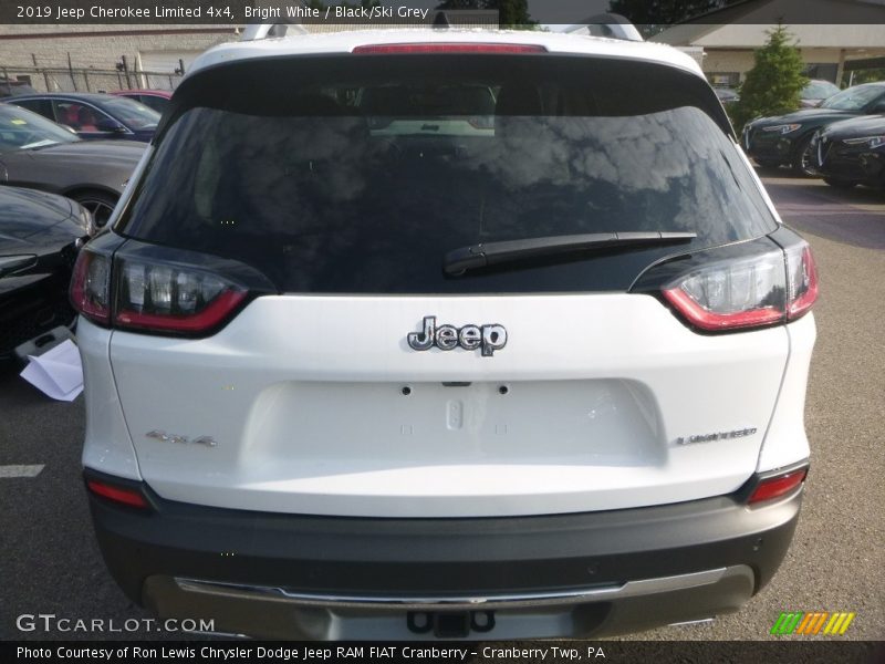 Bright White / Black/Ski Grey 2019 Jeep Cherokee Limited 4x4