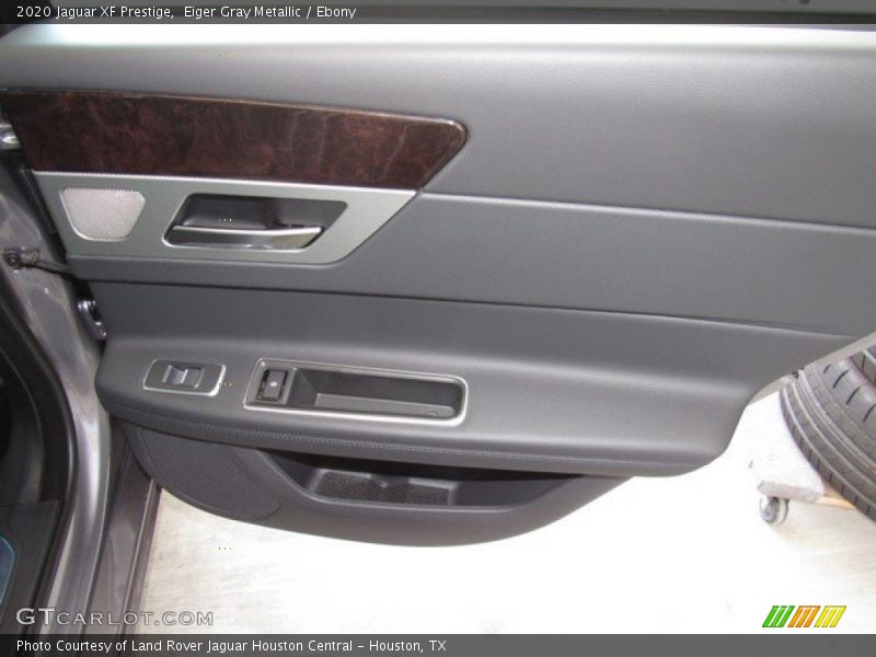 Door Panel of 2020 XF Prestige