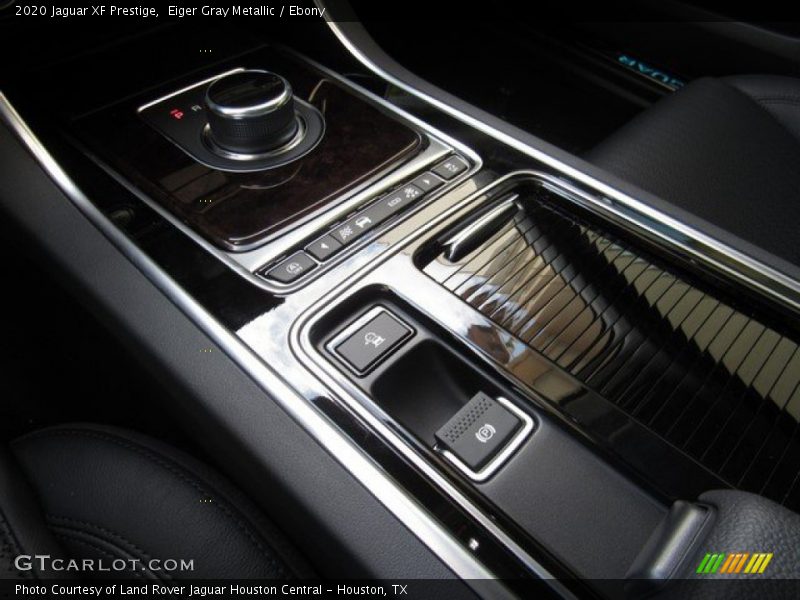  2020 XF Prestige 8 Speed Automatic Shifter