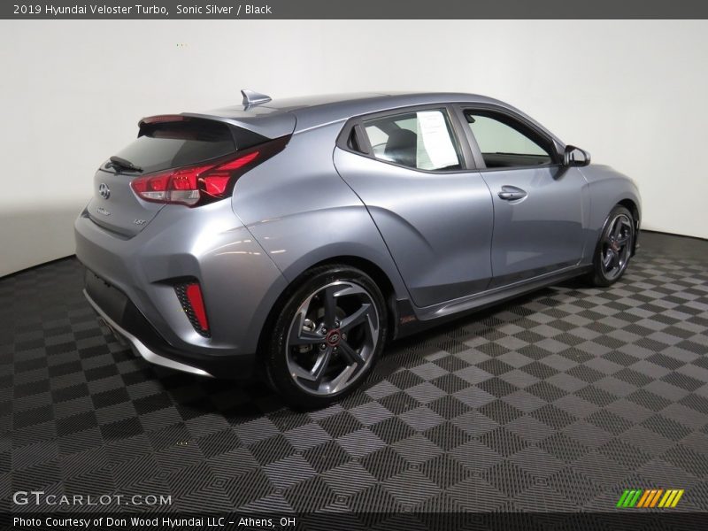 Sonic Silver / Black 2019 Hyundai Veloster Turbo