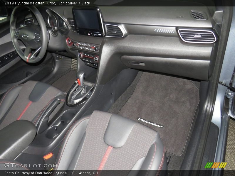 Sonic Silver / Black 2019 Hyundai Veloster Turbo
