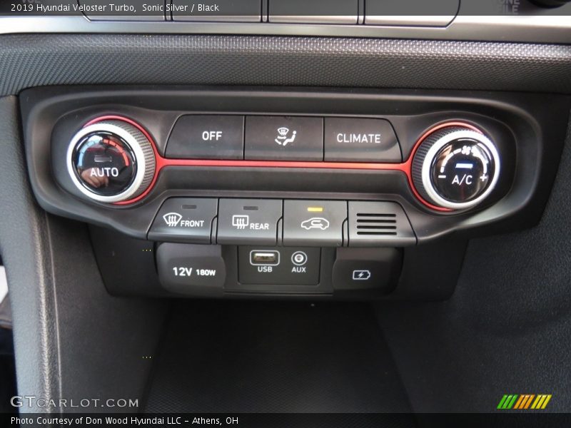 Controls of 2019 Veloster Turbo