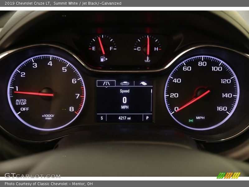 Summit White / Jet Black/­Galvanized 2019 Chevrolet Cruze LT