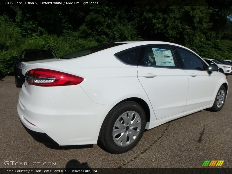 Oxford White / Medium Light Stone 2019 Ford Fusion S