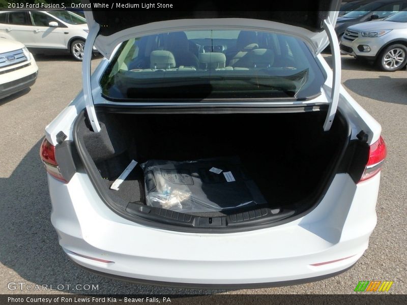 Oxford White / Medium Light Stone 2019 Ford Fusion S