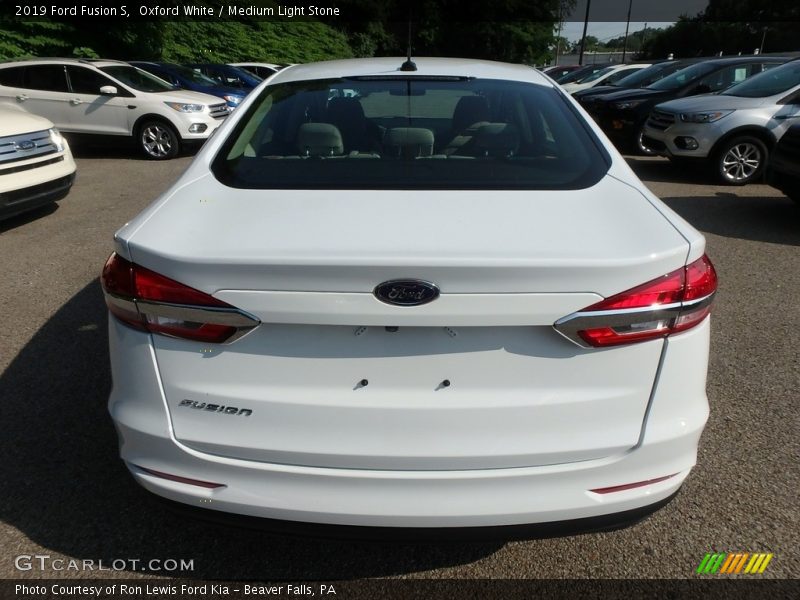 Oxford White / Medium Light Stone 2019 Ford Fusion S