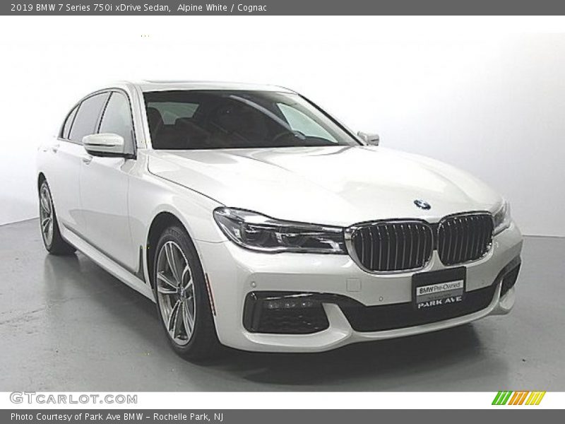 Alpine White / Cognac 2019 BMW 7 Series 750i xDrive Sedan