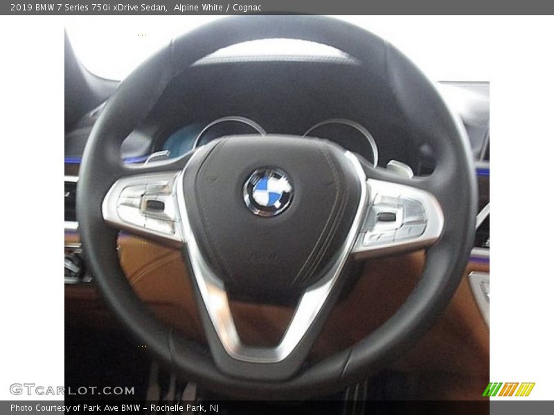 Alpine White / Cognac 2019 BMW 7 Series 750i xDrive Sedan