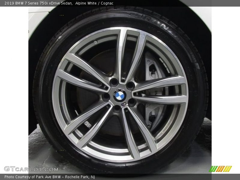 Alpine White / Cognac 2019 BMW 7 Series 750i xDrive Sedan
