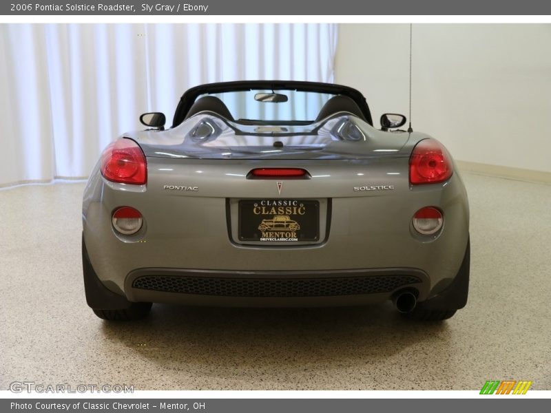 Sly Gray / Ebony 2006 Pontiac Solstice Roadster