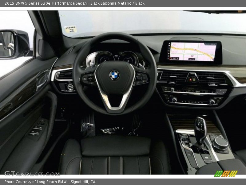 Black Sapphire Metallic / Black 2019 BMW 5 Series 530e iPerformance Sedan
