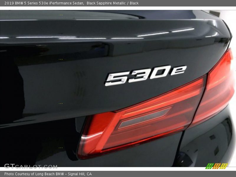 Black Sapphire Metallic / Black 2019 BMW 5 Series 530e iPerformance Sedan