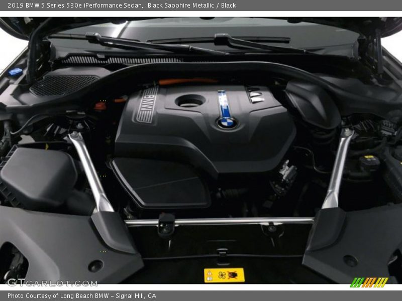 Black Sapphire Metallic / Black 2019 BMW 5 Series 530e iPerformance Sedan