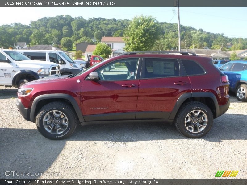 Velvet Red Pearl / Black 2019 Jeep Cherokee Trailhawk 4x4