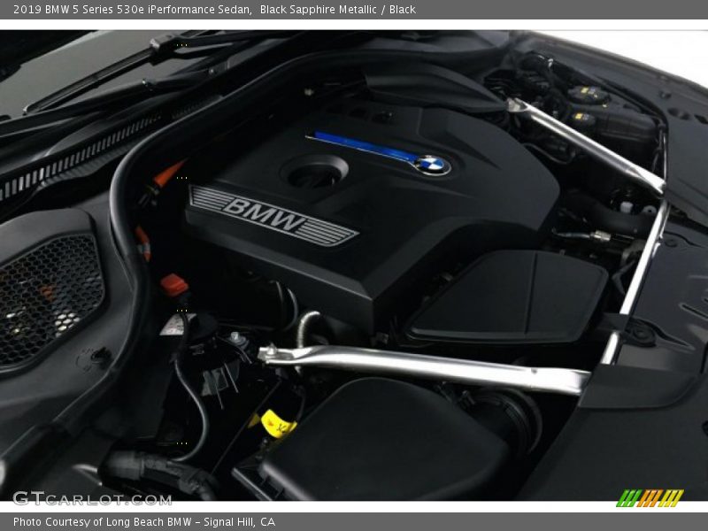 Black Sapphire Metallic / Black 2019 BMW 5 Series 530e iPerformance Sedan