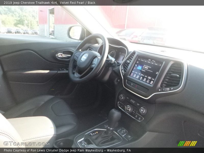 Velvet Red Pearl / Black 2019 Jeep Cherokee Trailhawk 4x4