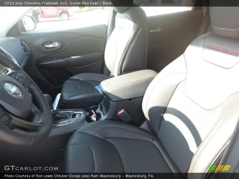 Velvet Red Pearl / Black 2019 Jeep Cherokee Trailhawk 4x4