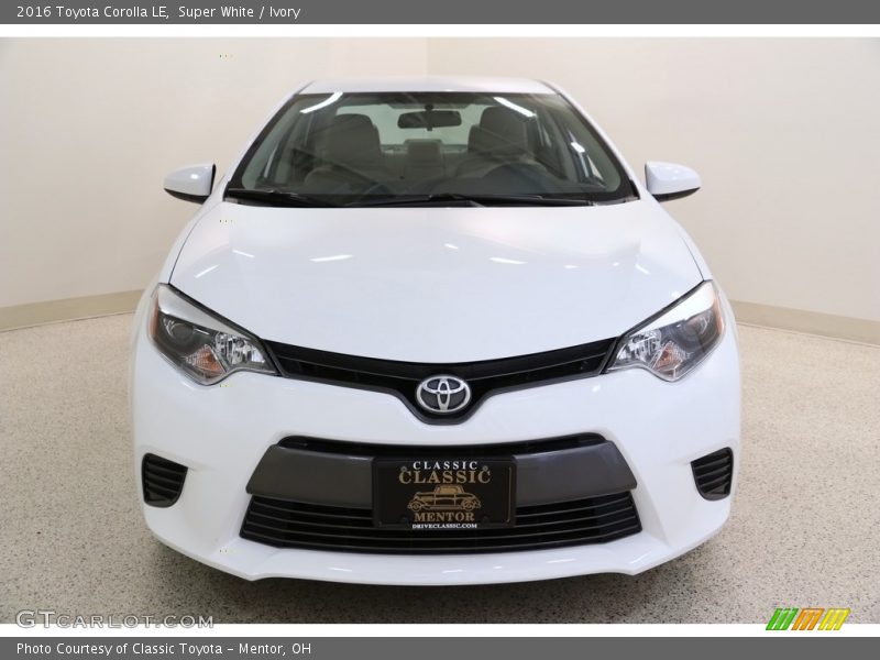 Super White / Ivory 2016 Toyota Corolla LE