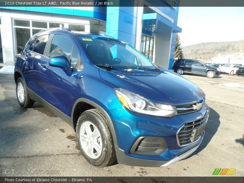 Pacific Blue Metallic / Jet Black 2019 Chevrolet Trax LT AWD