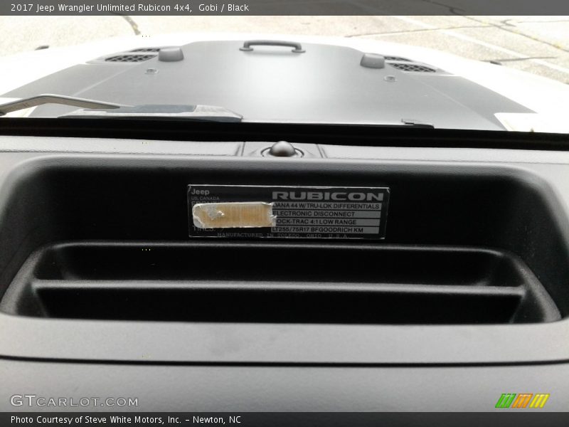 Gobi / Black 2017 Jeep Wrangler Unlimited Rubicon 4x4