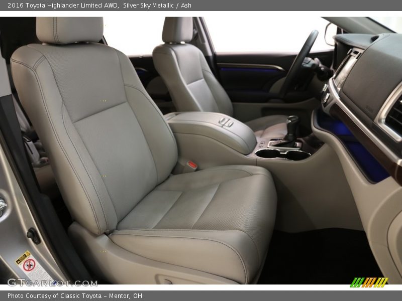 Silver Sky Metallic / Ash 2016 Toyota Highlander Limited AWD