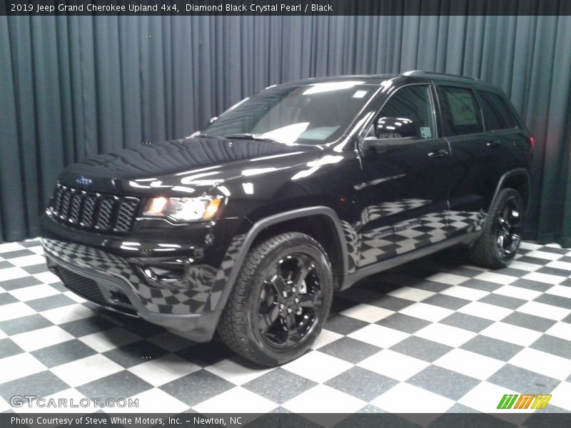 Diamond Black Crystal Pearl / Black 2019 Jeep Grand Cherokee Upland 4x4