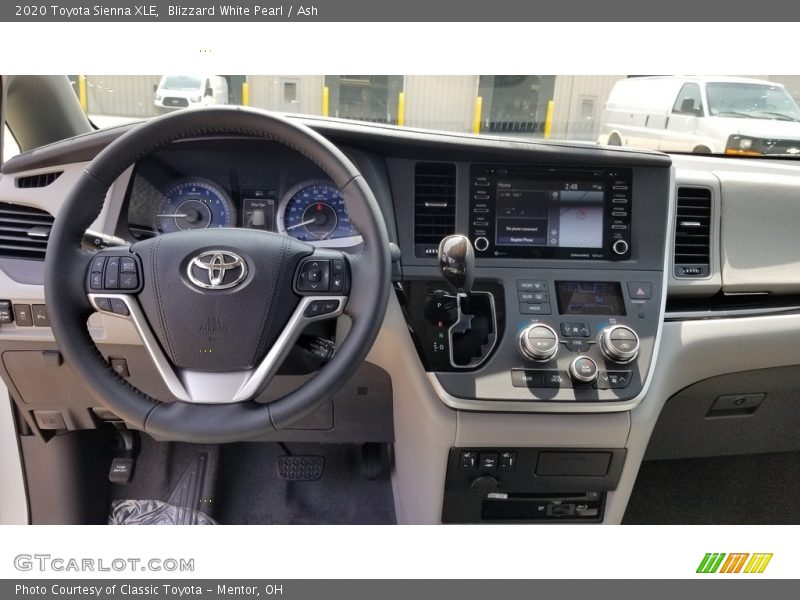 Dashboard of 2020 Sienna XLE