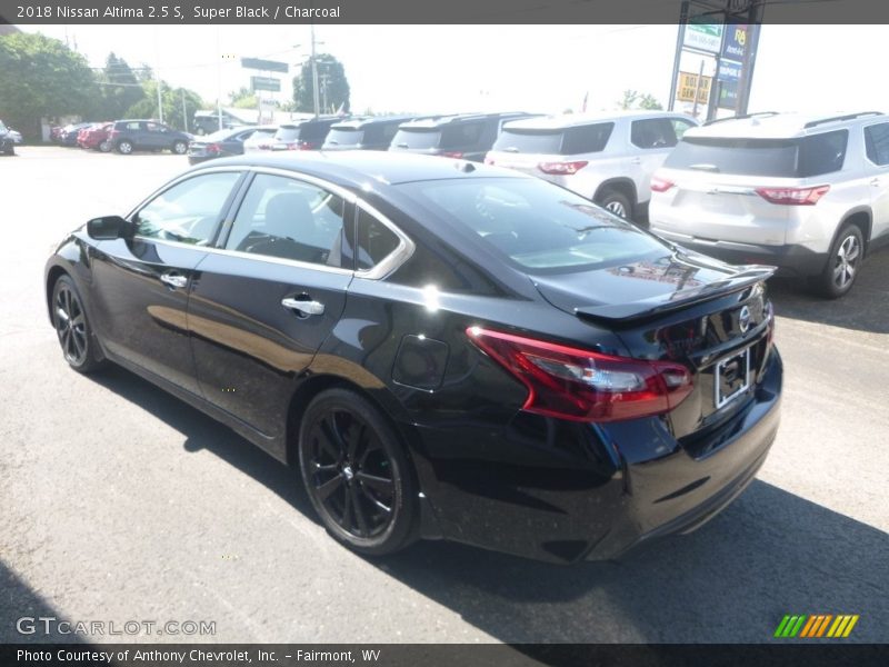 Super Black / Charcoal 2018 Nissan Altima 2.5 S