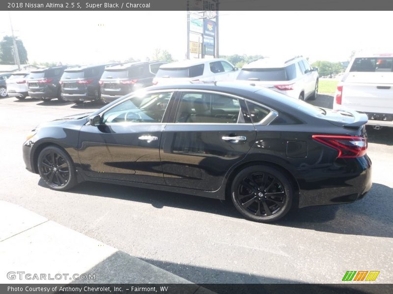 Super Black / Charcoal 2018 Nissan Altima 2.5 S