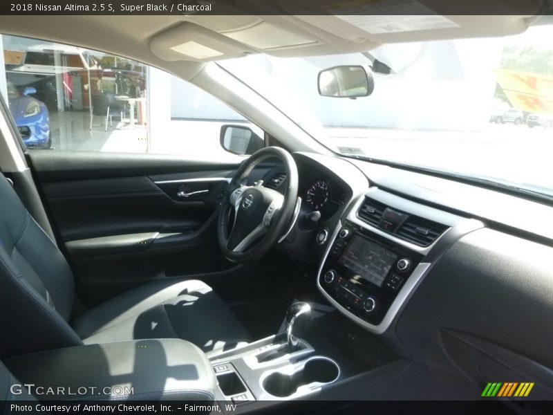 Super Black / Charcoal 2018 Nissan Altima 2.5 S