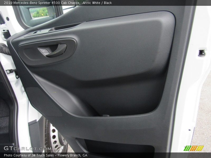 Arctic White / Black 2019 Mercedes-Benz Sprinter 4500 Cab Chassis