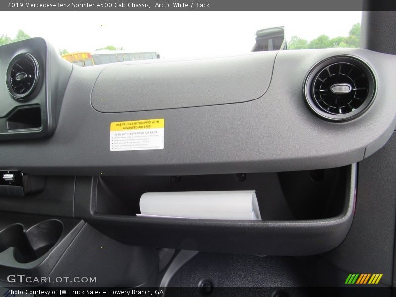 Arctic White / Black 2019 Mercedes-Benz Sprinter 4500 Cab Chassis